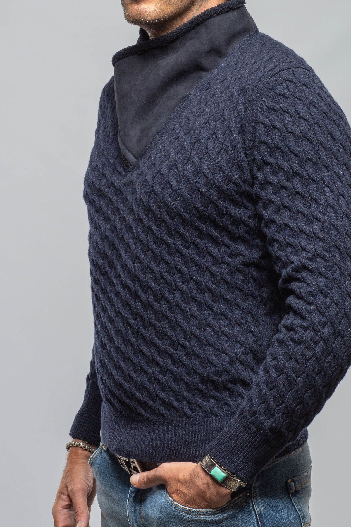 Timbers Cashmere Shearling Sweater In Navy - AXEL'S