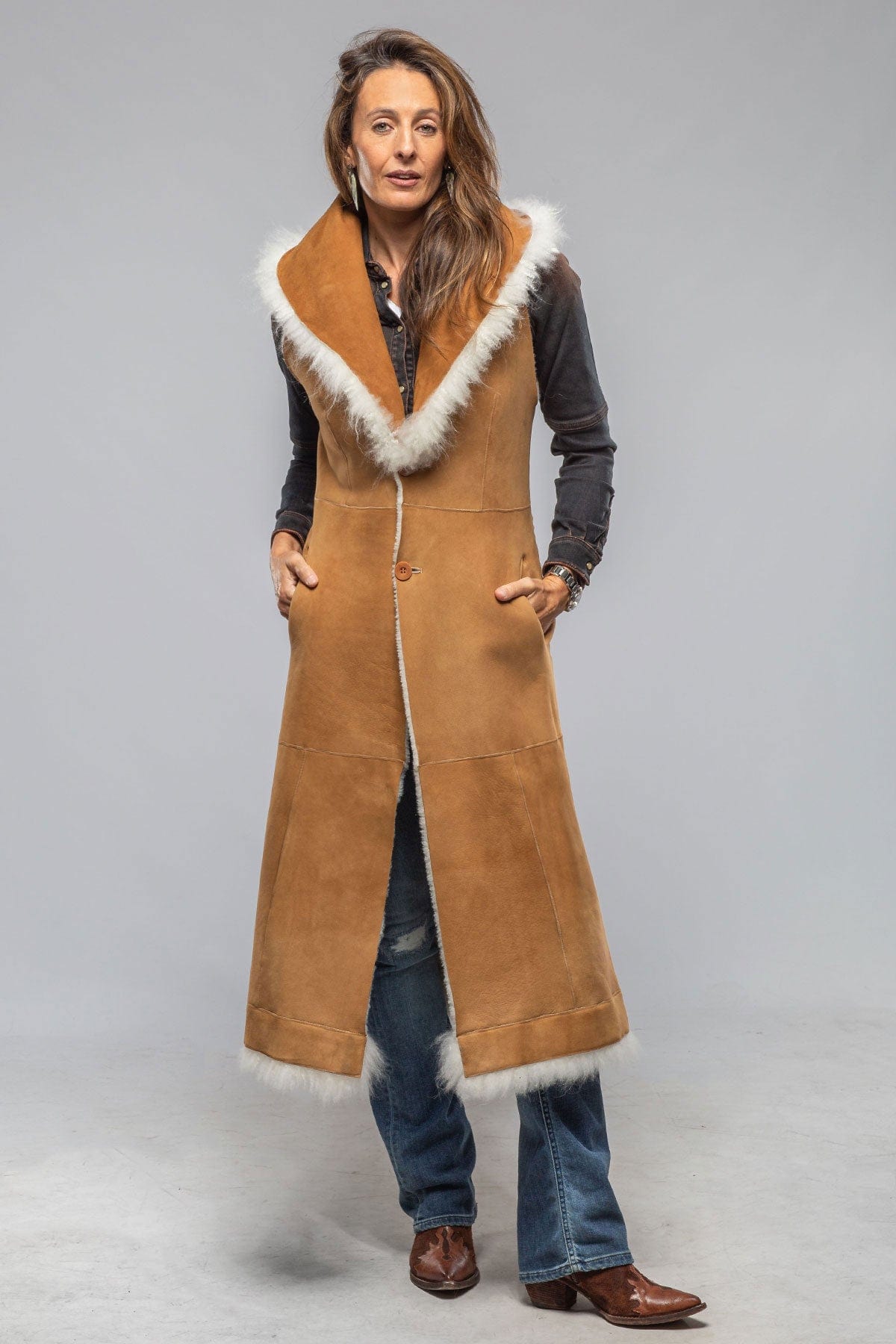 Roncarati Elsa Long Reversible Shearling Vest In Ice | Axel's of Vail