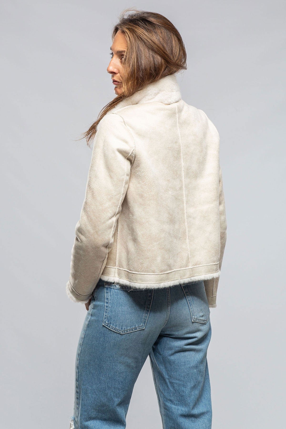 Sari Eco Mink Reversible Jkt In Milk - AXEL'S