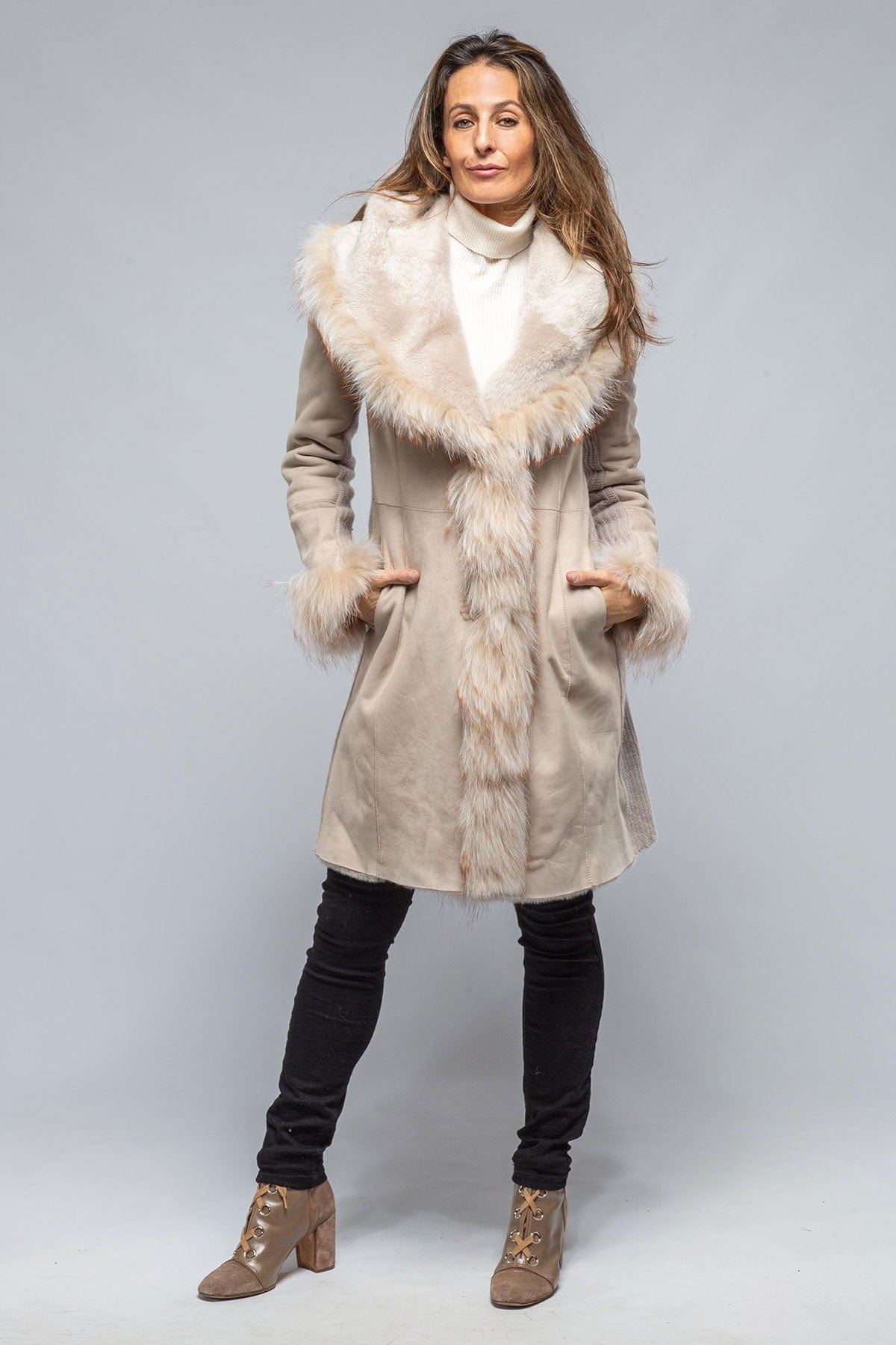 Volpe Shearling W/ Knit Side Panels In Ice - AXEL'S
