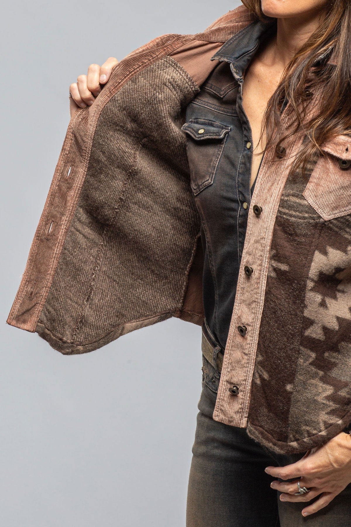 Sonia Villa Bandera Western Shirt In Cocoa | Axel's of Vail