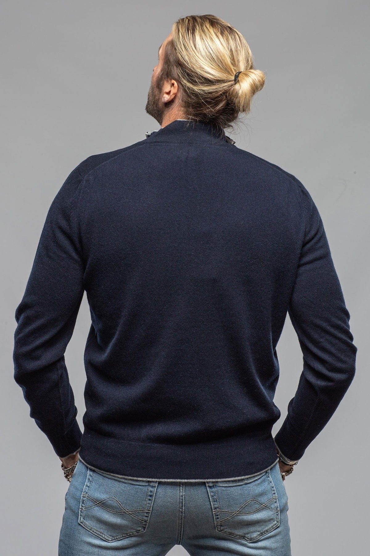 Stile Latino Alvera Quarter Zip In Navy Mens - Sweaters