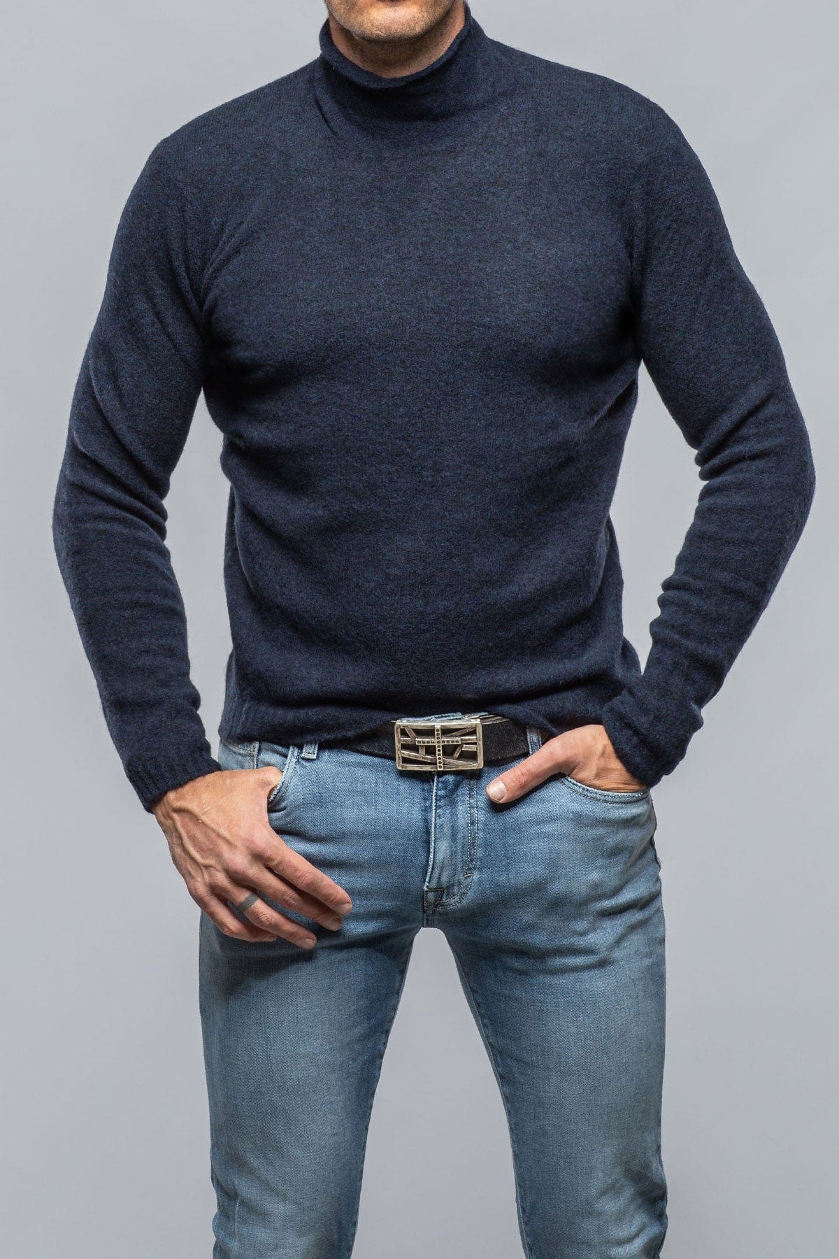 Mandara Sweater In Navy - AXEL'S