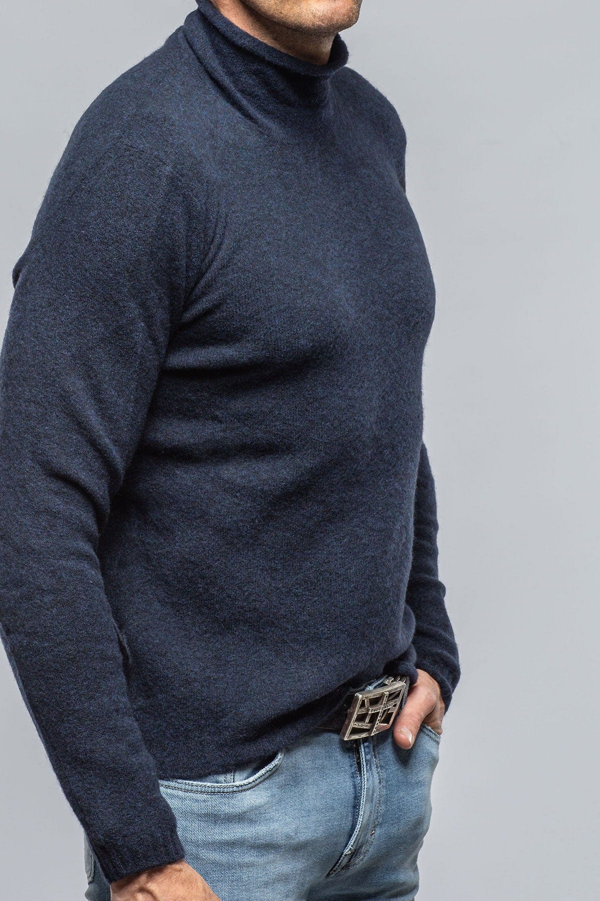 Mandara Sweater In Navy - AXEL'S