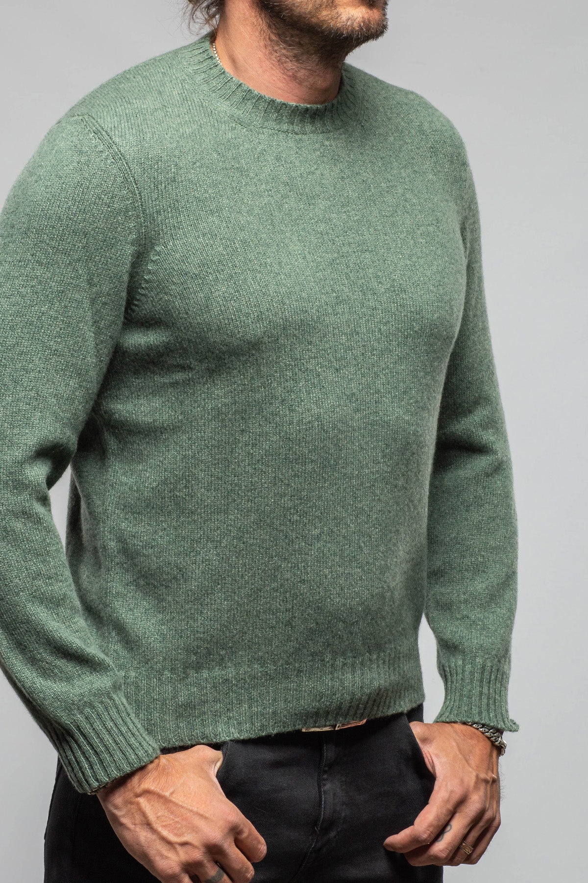 Stile Latino Rogan Crew Sweater In Green Mens - Sweaters