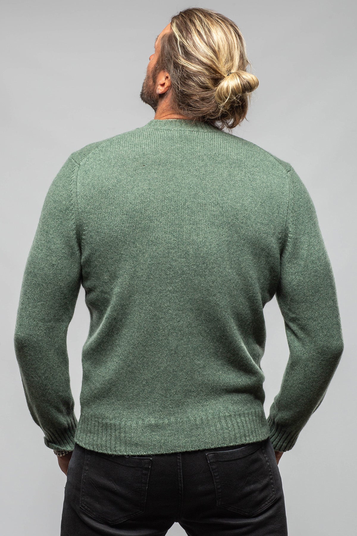 Stile Latino Rogan Crew Sweater In Green Mens - Sweaters