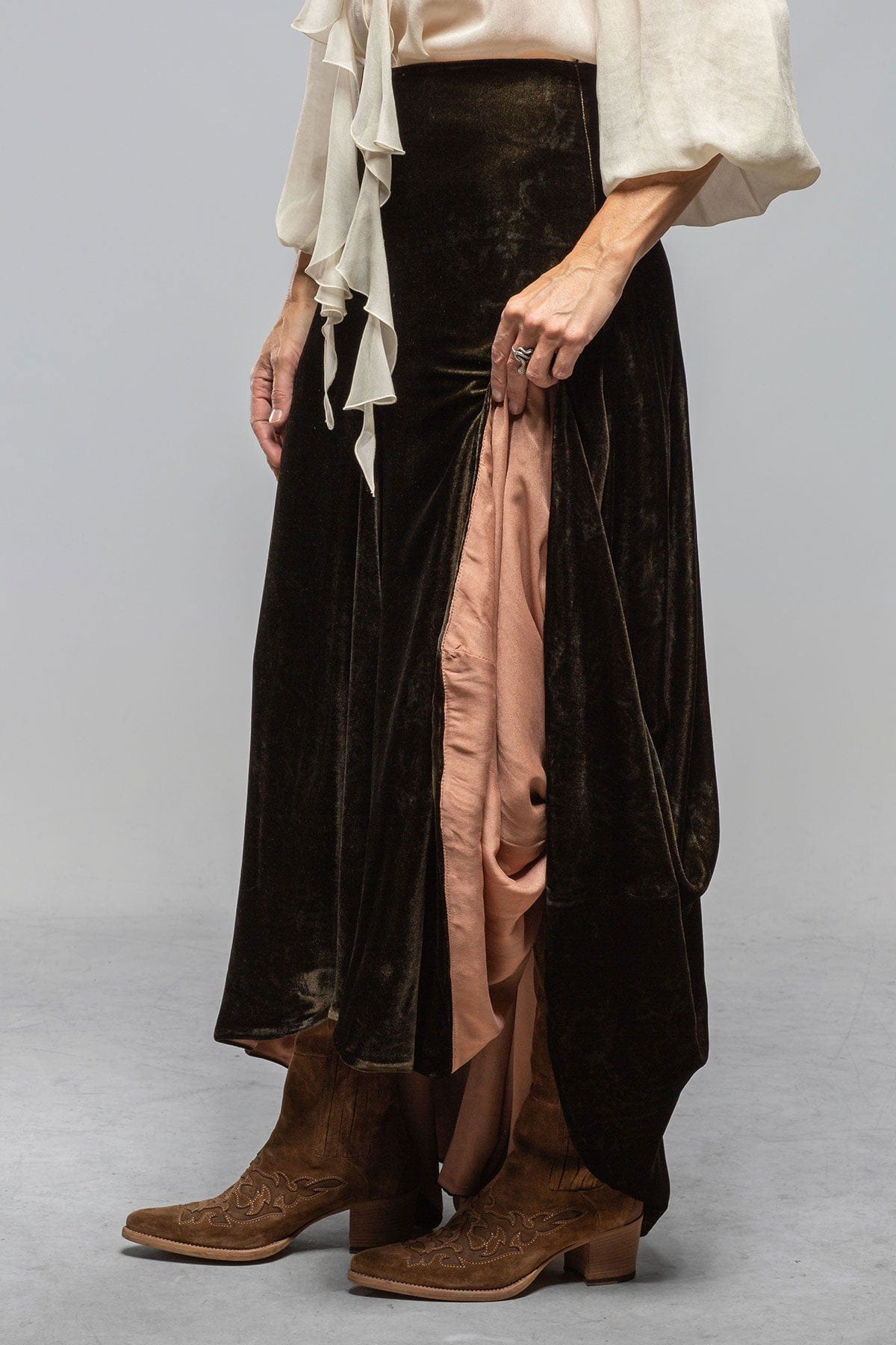 T.ba Blair Skirt In Silk Velvet Ladies - Skirts