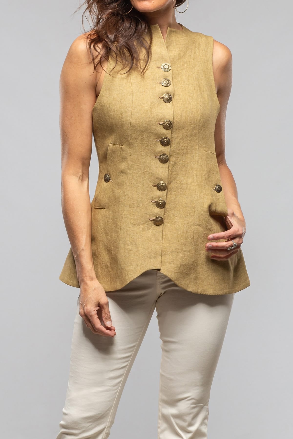 T.ba Cipriani Linen Vest In Sand Ladies - Tailored