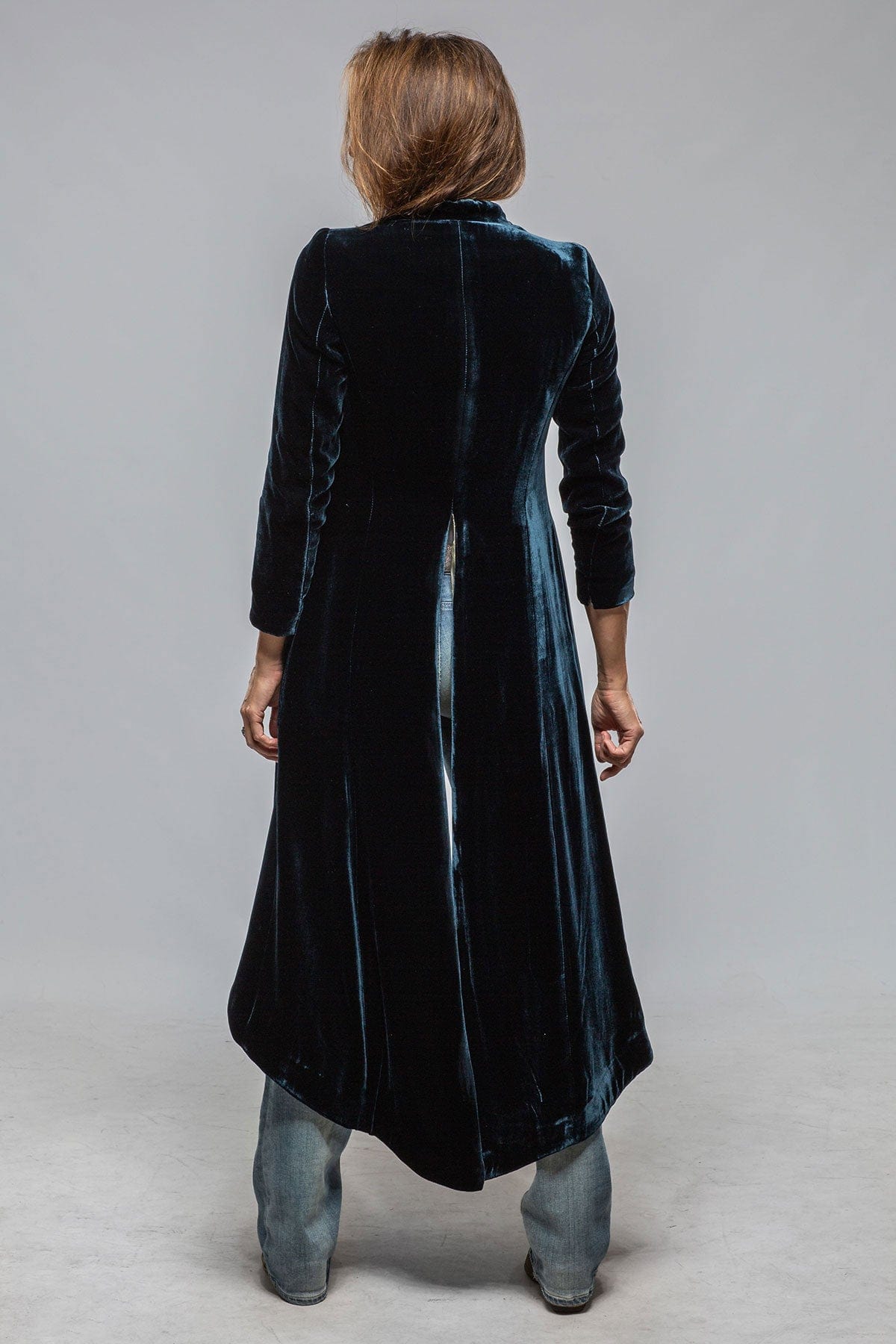 Long Morgana In Silk Velvet In Navy Blue - AXEL'S