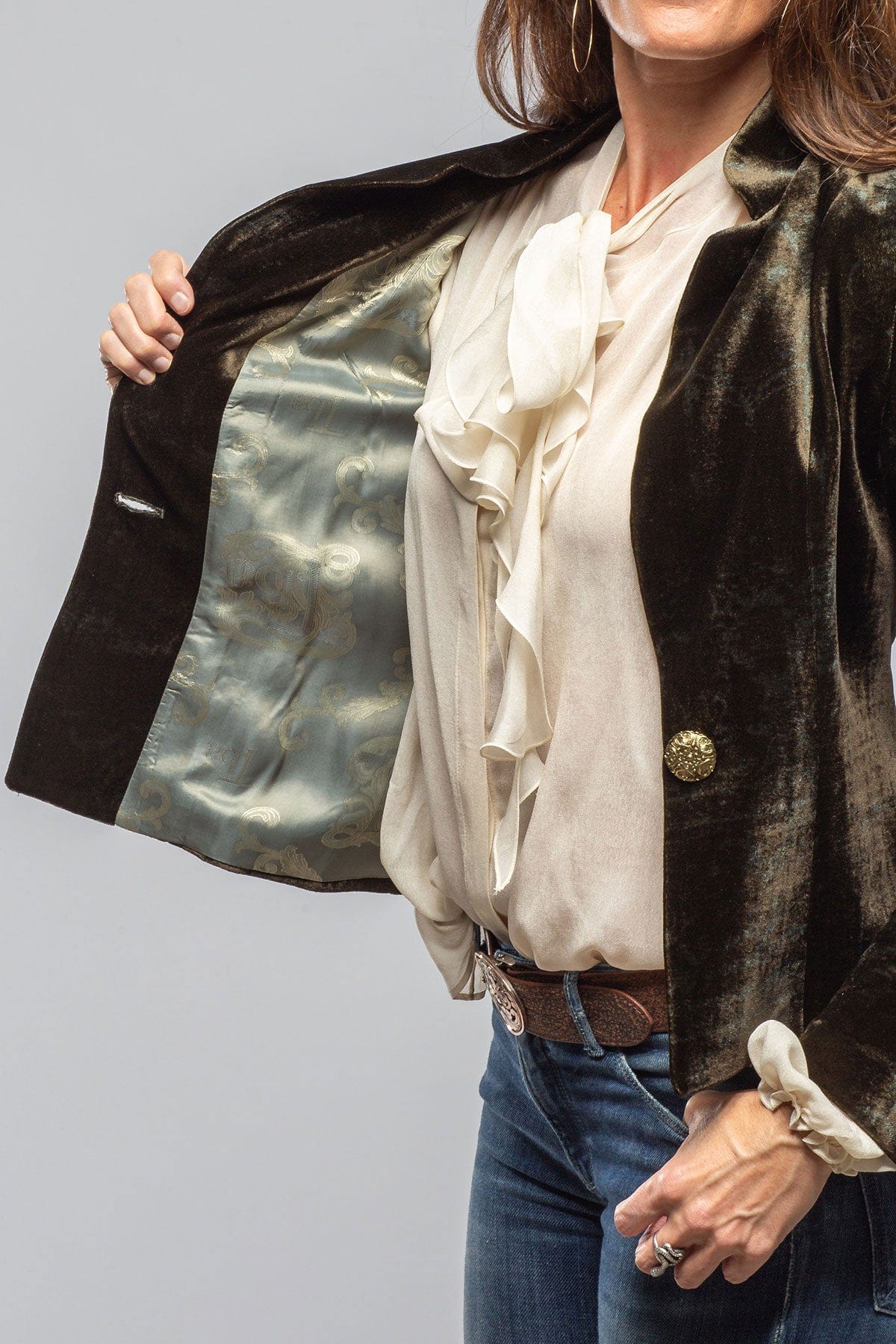 T.ba Perth Short Silk Velvet Jacket In Dark Moss | Axel's of Vail