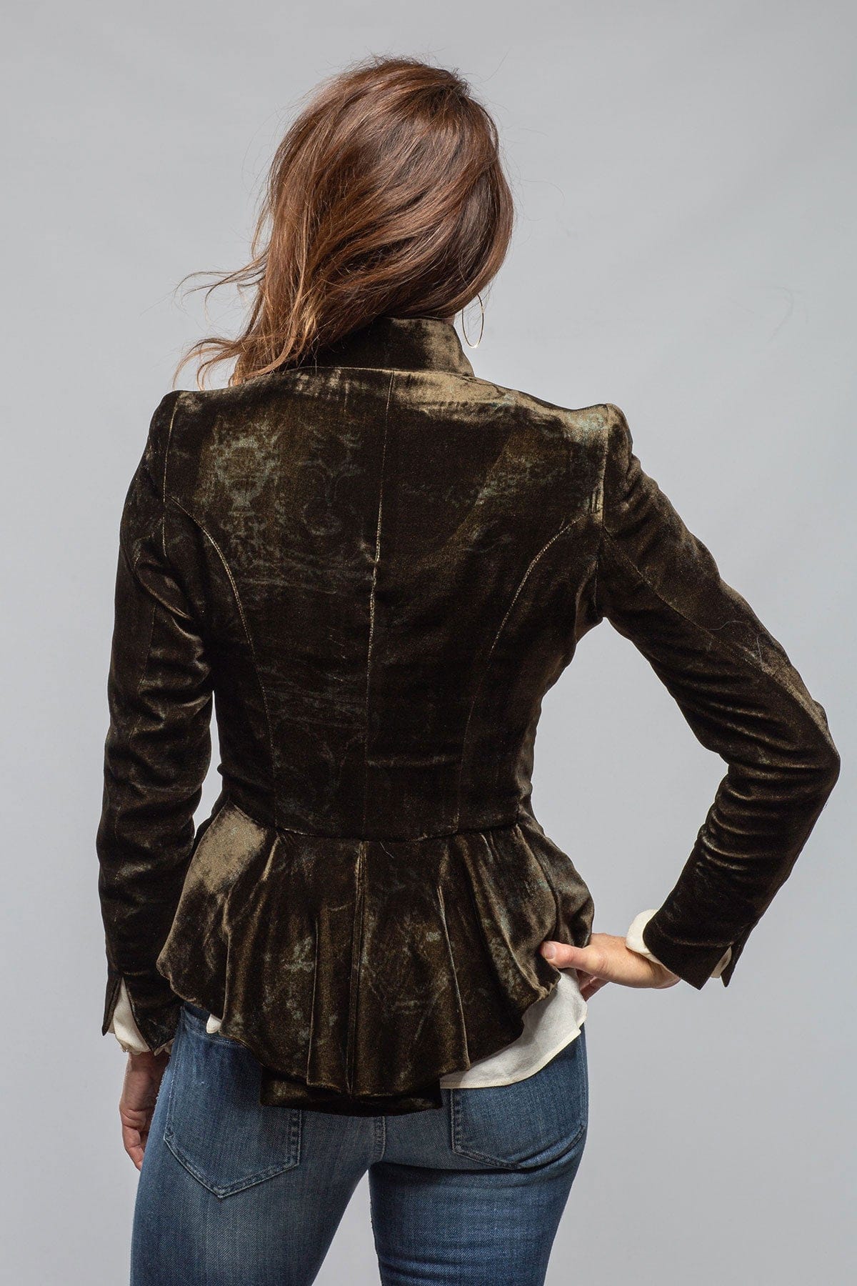 T.ba Perth Short Silk Velvet Jacket In Dark Moss Ladies - Tailored - Jackets
