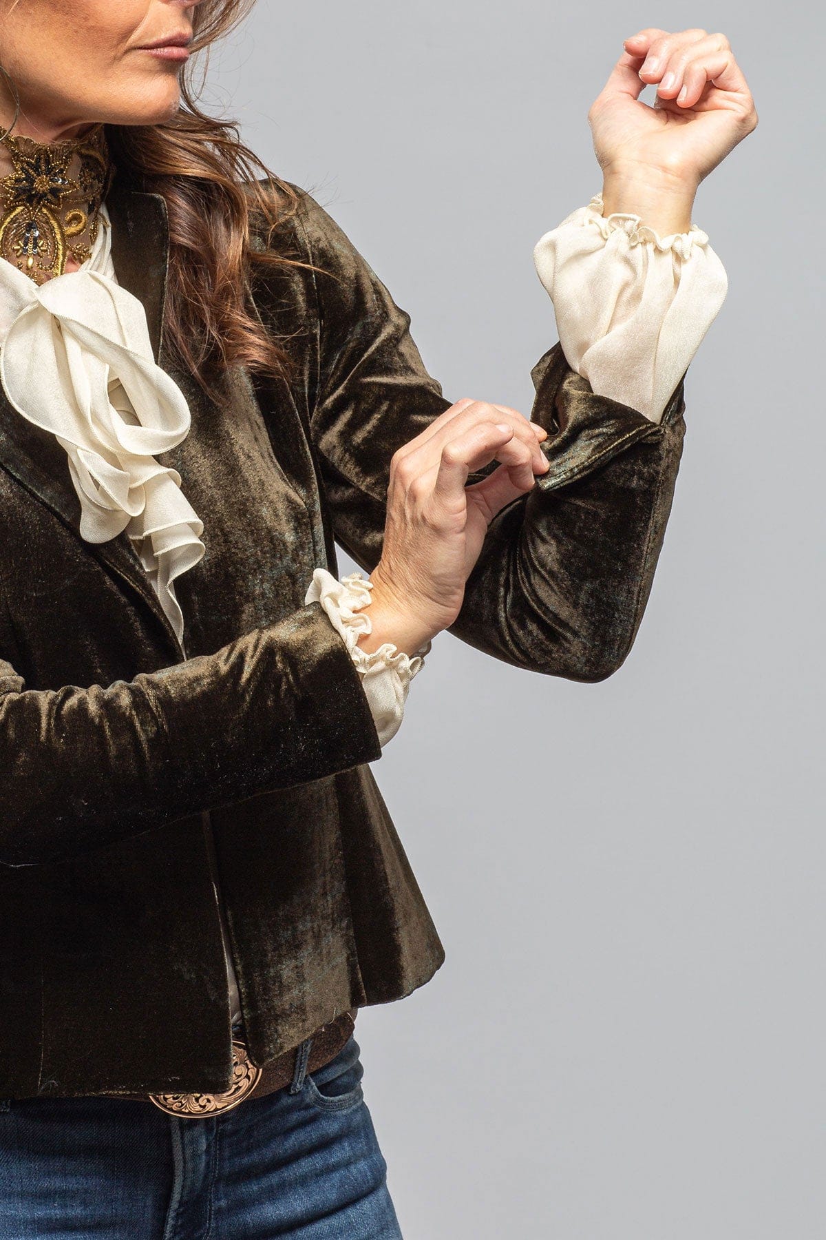 T.ba Perth Short Silk Velvet Jacket In Dark Moss | Axel's of Vail