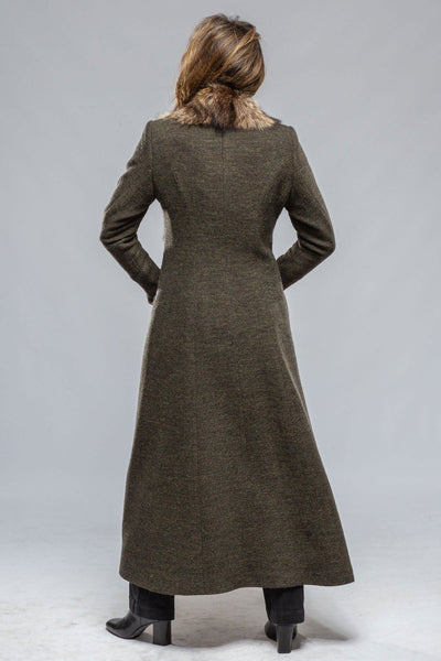 St. Petersburg Long Fur Trimmed Coat In Tweed - AXEL'S