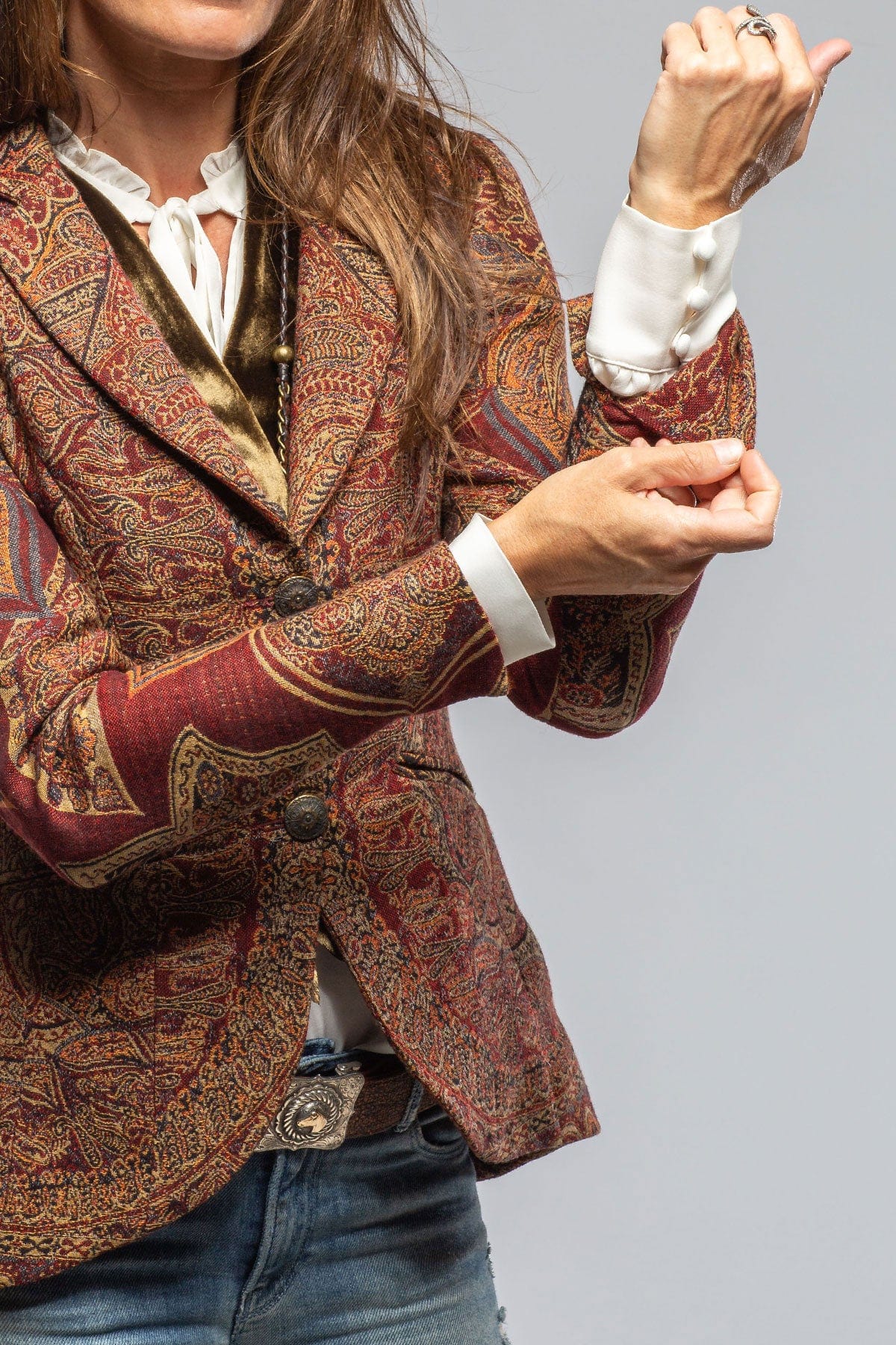 Sullavan Jacket In Burgundy Paisley Jacquard - AXEL'S