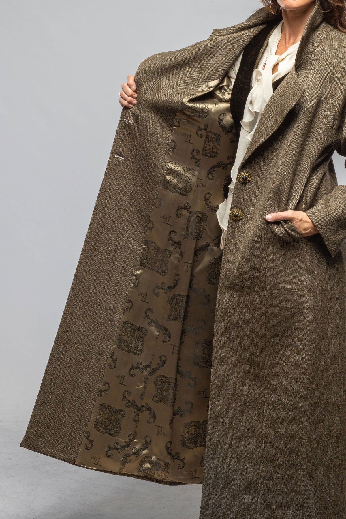 T.ba Yorkshire Oversized Tweed Coat | Axel's of Vail