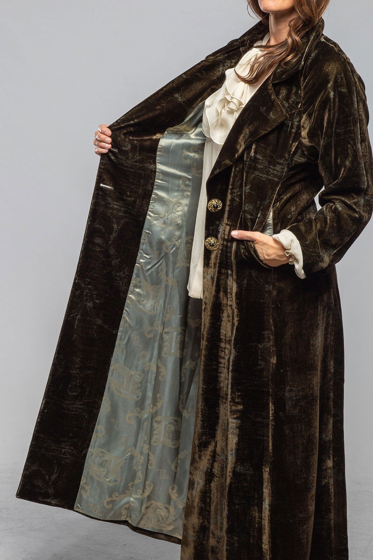 T.ba Yorkshire Oversized Velvet Coat In Dark Moss Print | Axel's