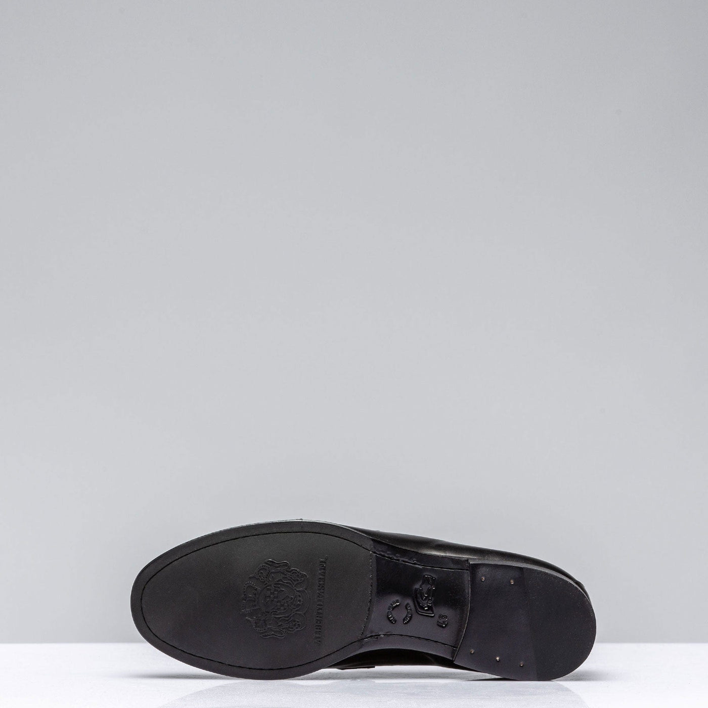 Lucro Loafer In Black Antique - AXEL'S