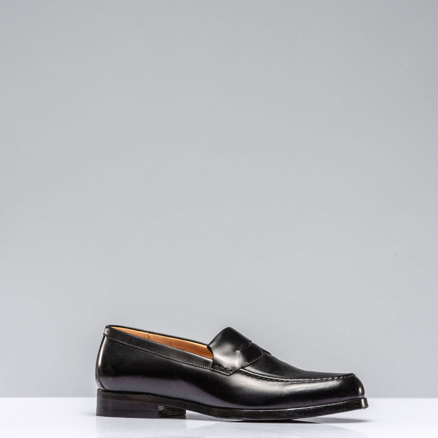 Lucro Loafer In Black Antique - AXEL'S