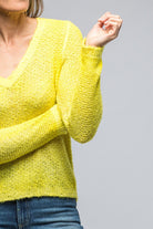 Biggi V-Neck Sweater In Yellow - AXEL'S