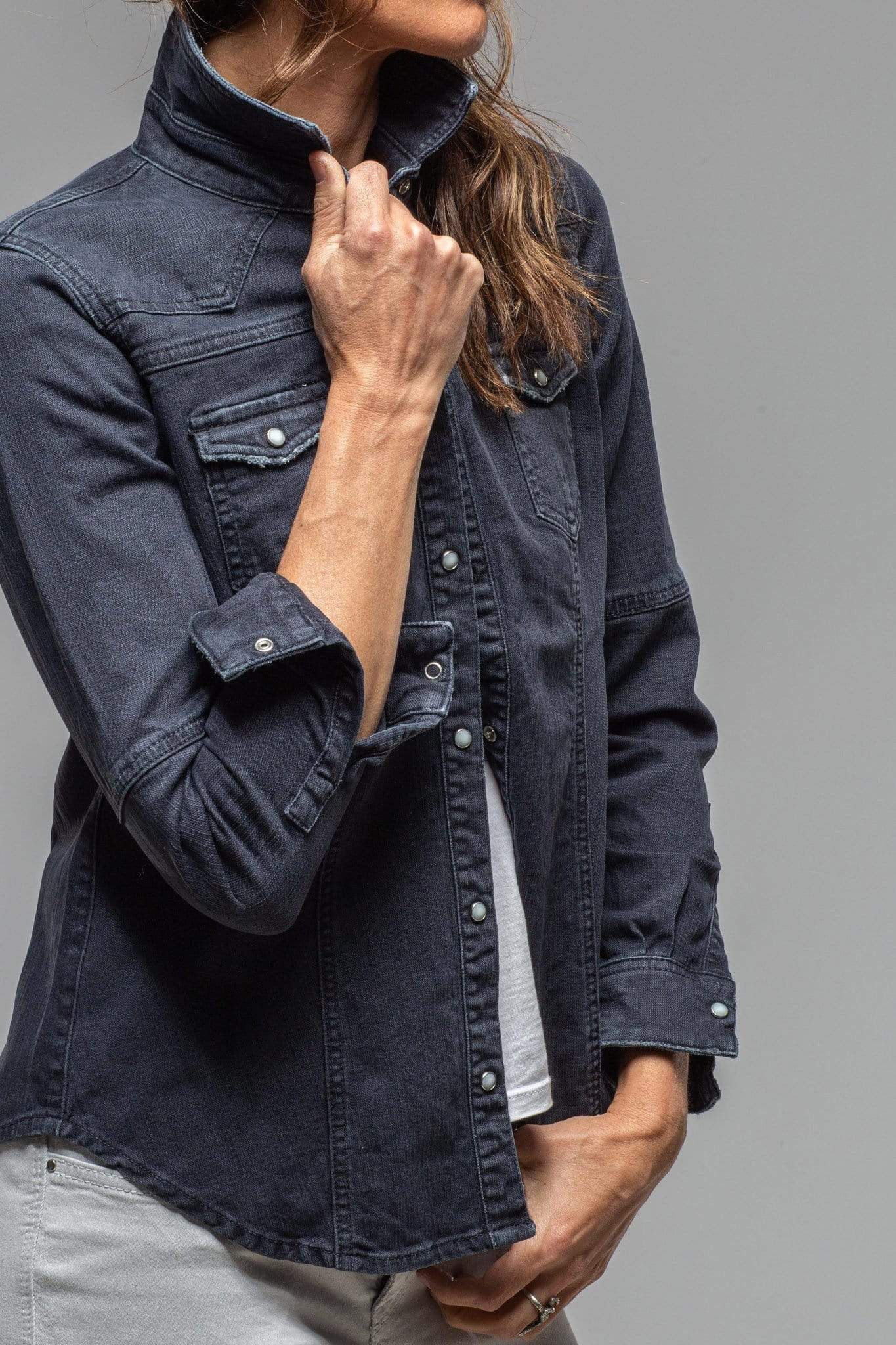Sweetwater Stone Wash Denim Shirt In Anthracite - AXEL'S