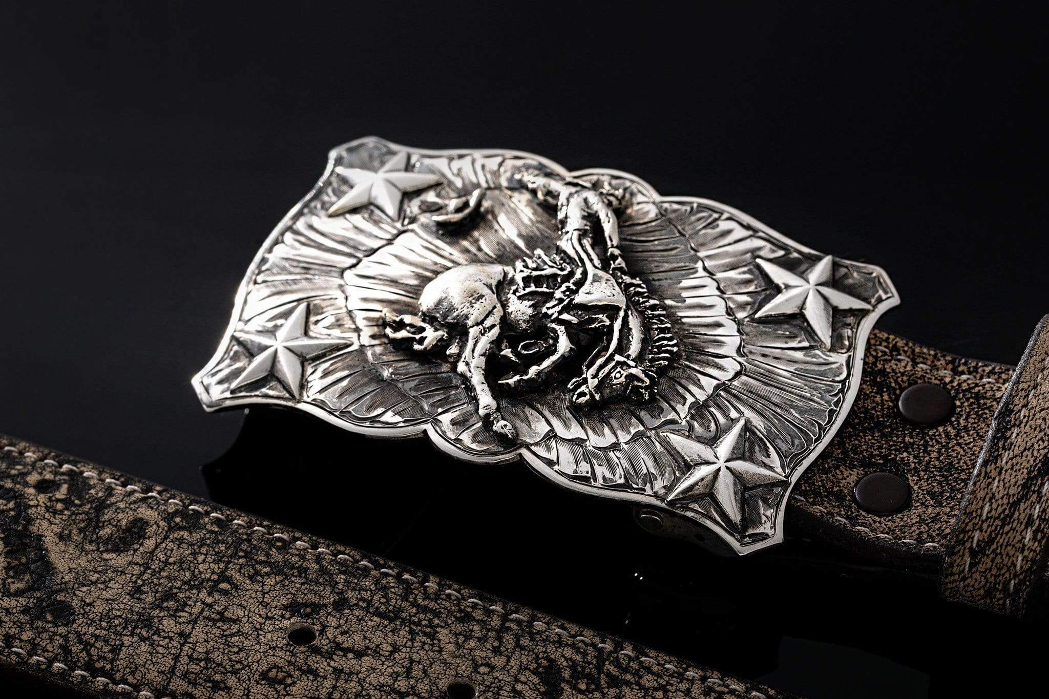 Lonestar buckles top
