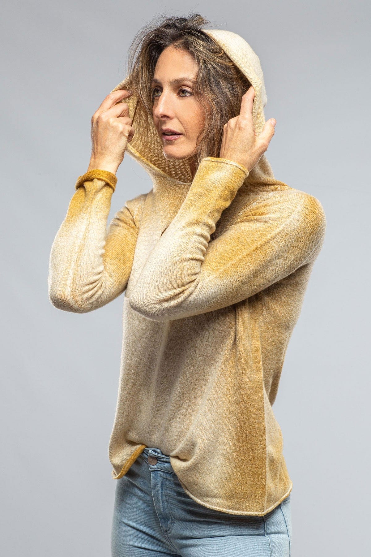 Rubina Cashmere Hooded Pullover In Ochre - AXEL'S