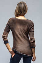 Sali Bi-Color V-Neck Sweater In Rust Navy - AXEL'S