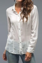 Suri Fitted Long Stretch Blouse - AXEL'S