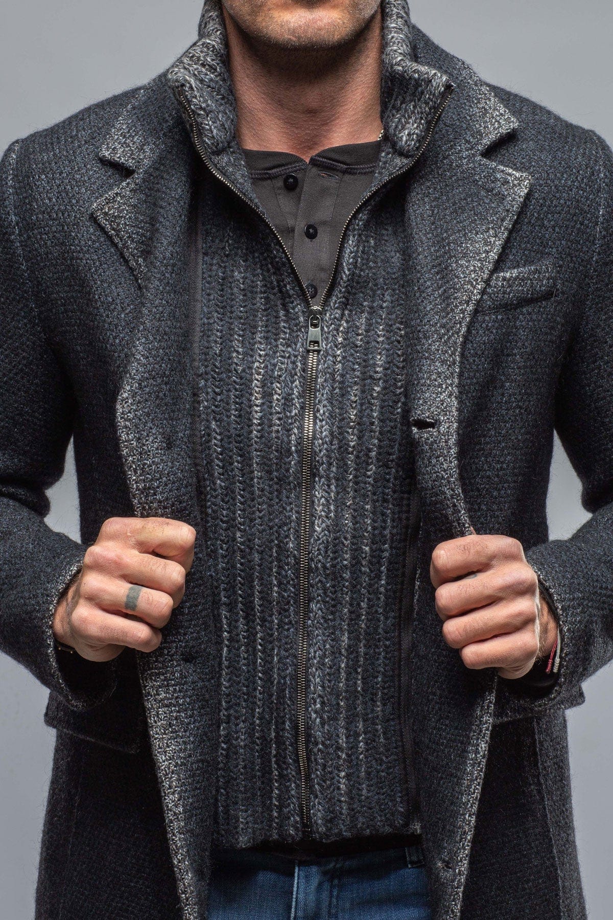 Leon Knitted Jacket in Navy - AXEL'S