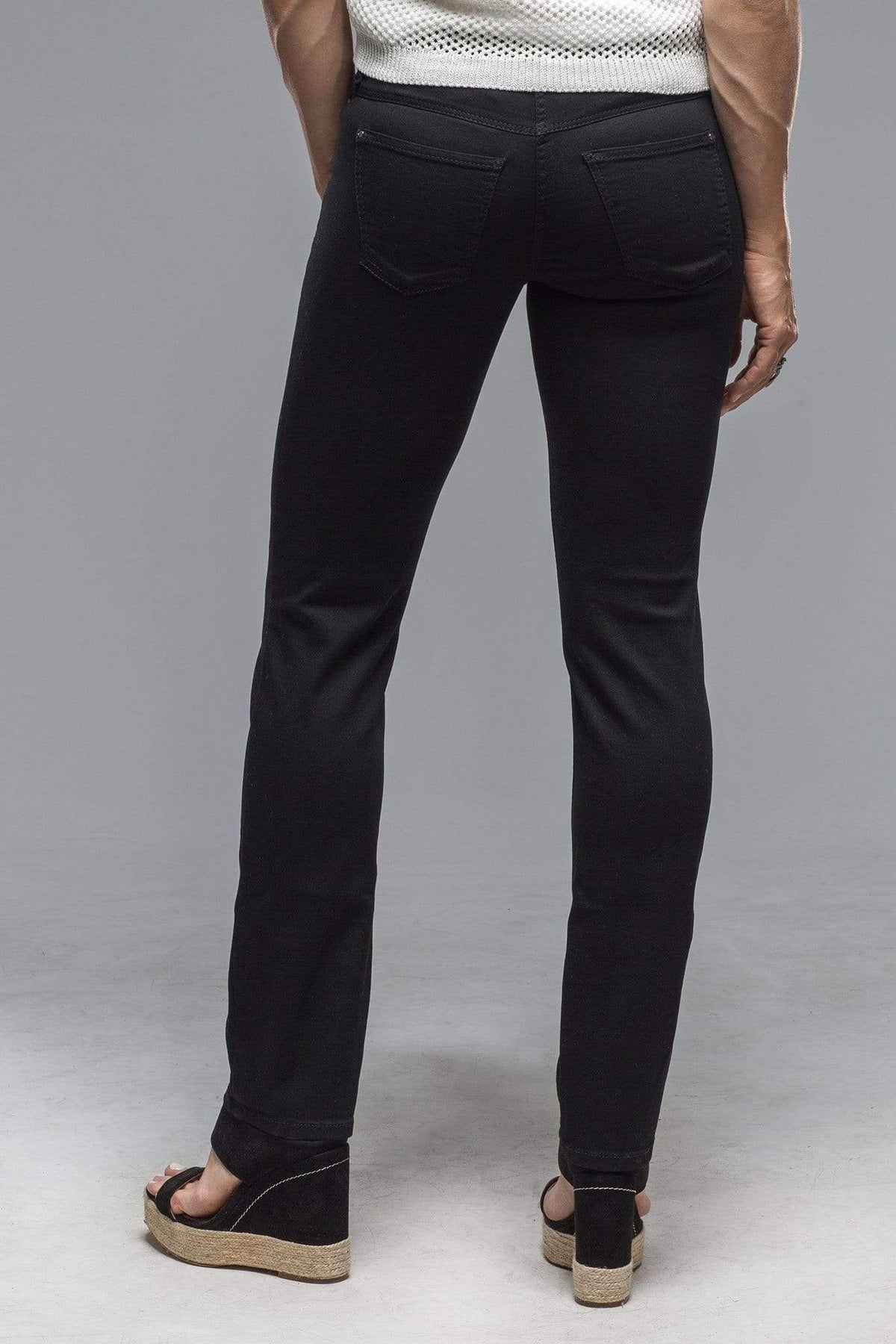 Mac Jeans MAC Dream Straight in Black | Axel's of Vail