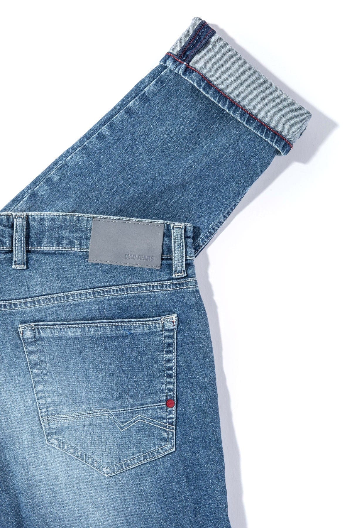MAC Arne Pipe Jeans in Mid Blue Japanese Vintage Wash - AXEL'S