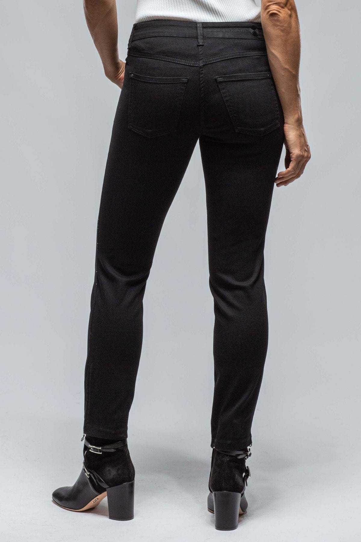 MAC 5443-91 Dream Slim Velvet Galloon Pants in Black - AlpenStyle Classic  European Clothing