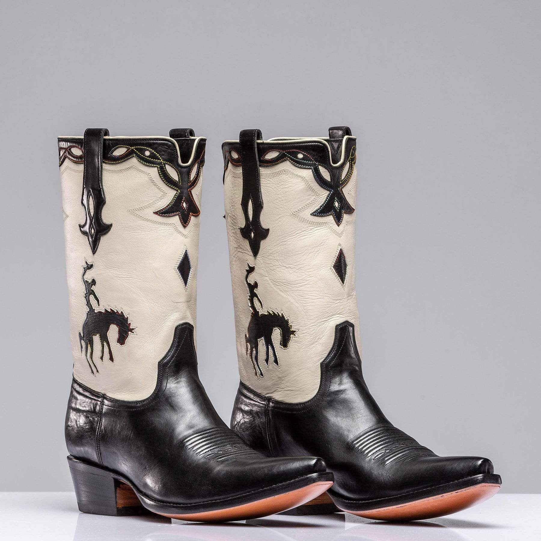 Black white cowboy boots hotsell