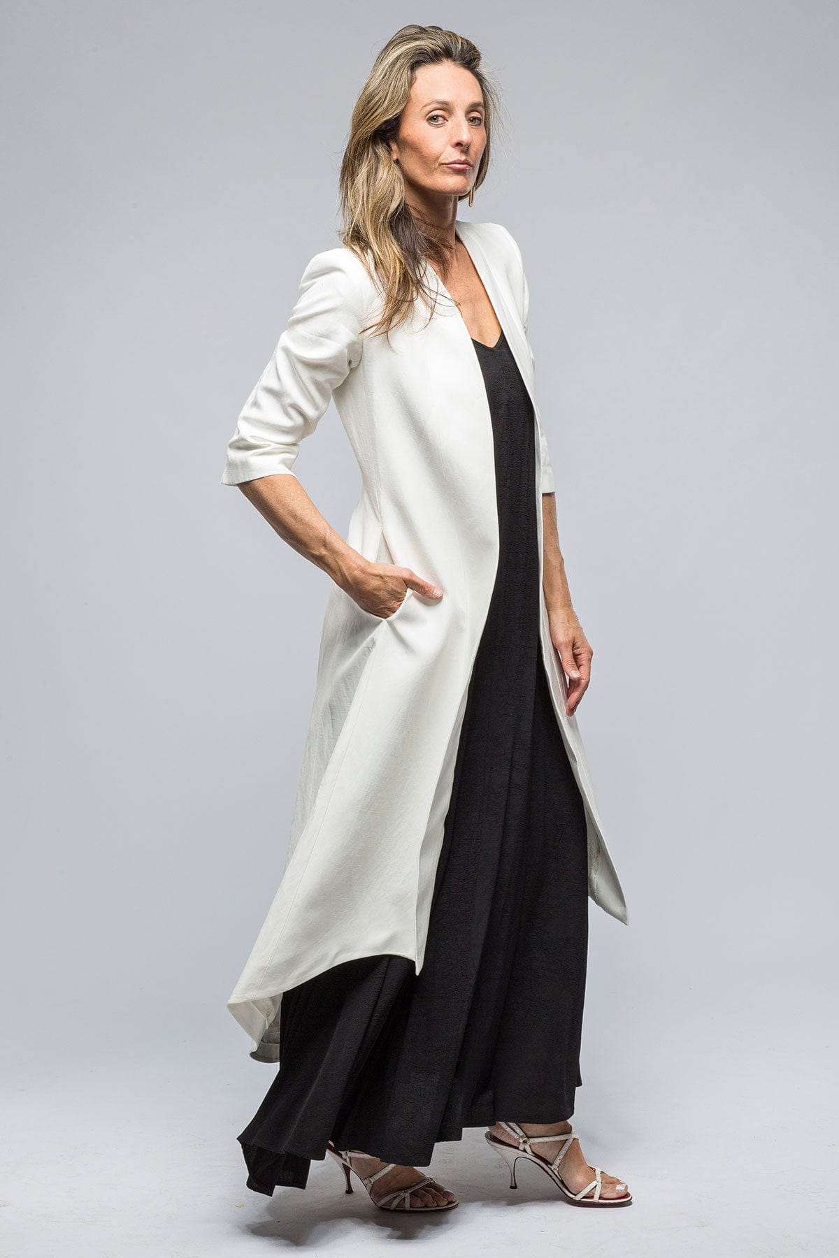 White linen shop duster coat