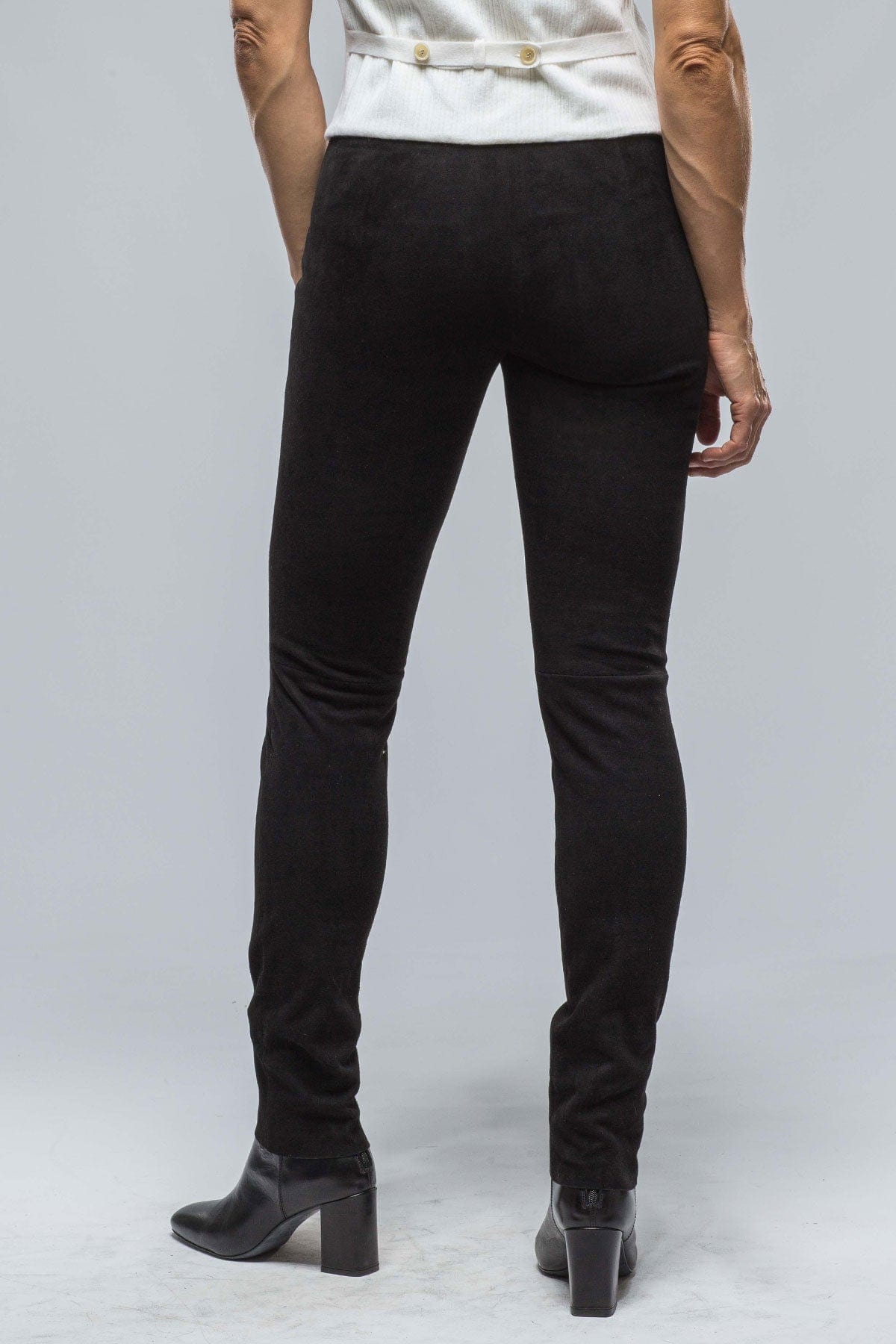 Tania Stretch Suede Pant In Black - AXEL'S